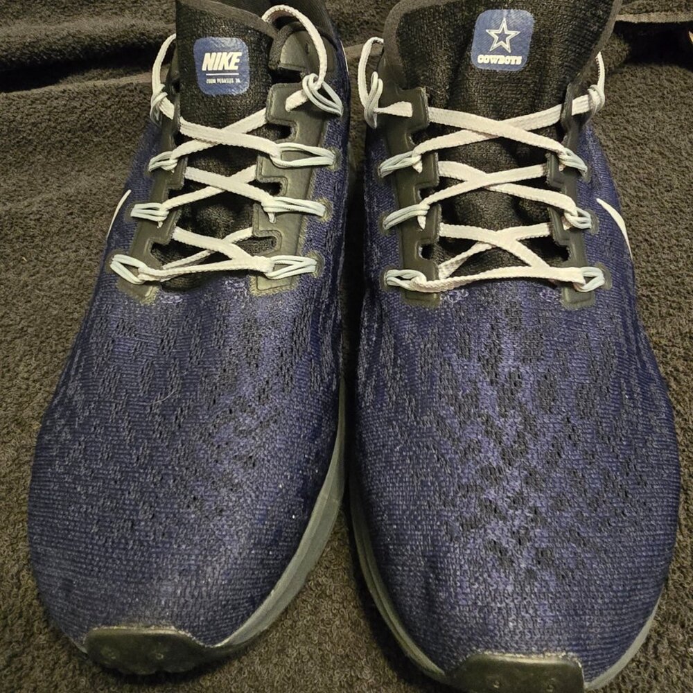 Nike Dallas Cowboys Air Zoom Pegasus 36 - Picture 2 of 5